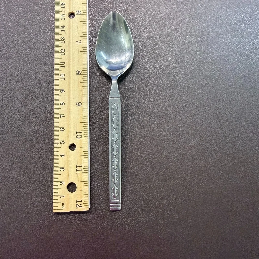 Douglass‎ Korea Stainless Steel Flatware Spoons Geometric Pattern Set of 5